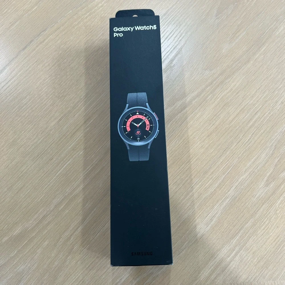 NEW Samsung Black Galaxy Watch 5 PRO Titanium Case